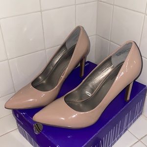 Worthington “Zoe” 4 inch stiletto heels